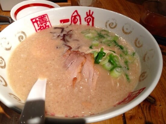 一風堂大名本店の元祖白丸元味ラーメン