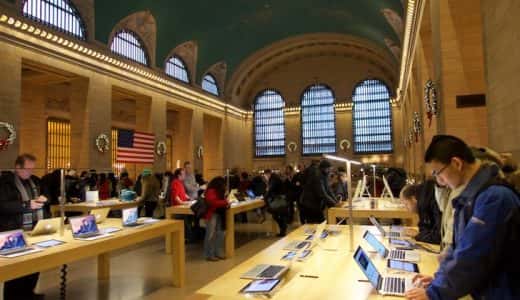 100年の歴史を持つ駅の内部に一体化した、グランドセントラルのアップルストア（Grand Central Apple Store）が凄かった