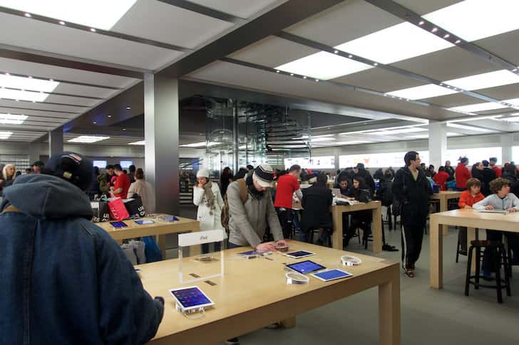 New york fifth avenue apple store 9