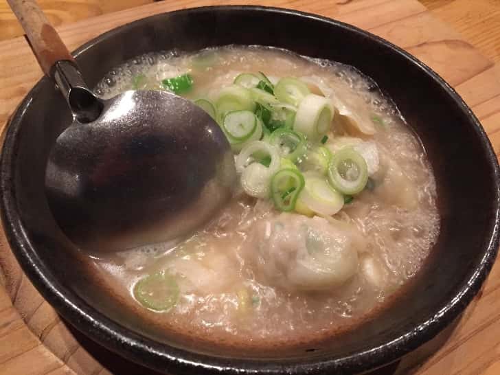 「池三郎」博多の新名物・炊き餃子がうまい