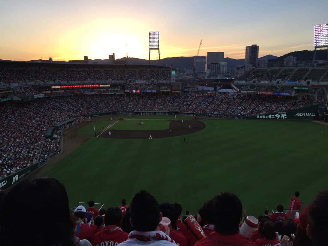 Hiroshima carp cheering 15