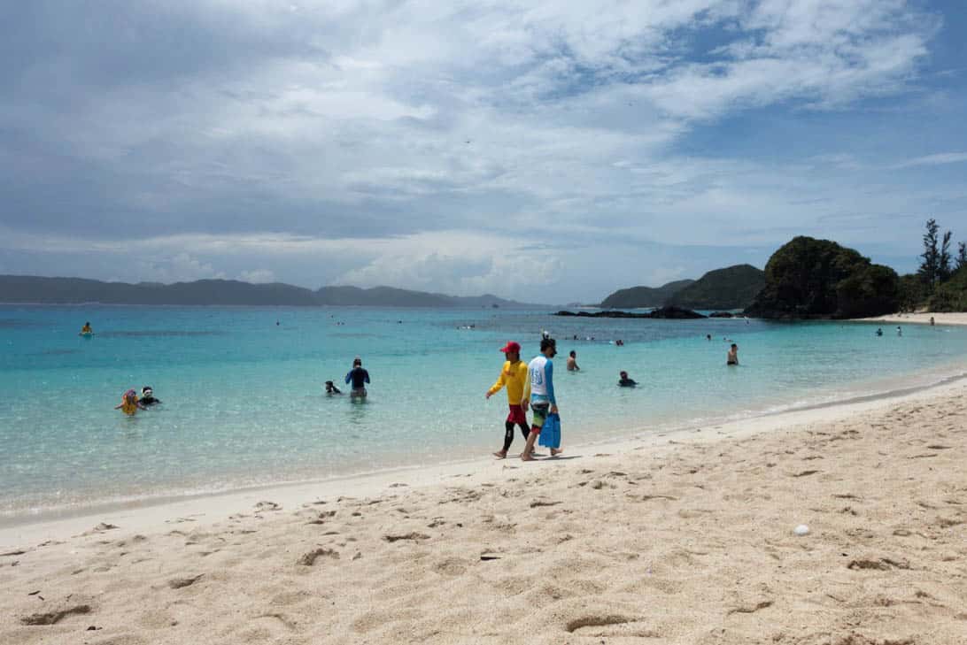 那覇から座間味島・阿嘉島へフェリーで行く方法をくわしく紹介