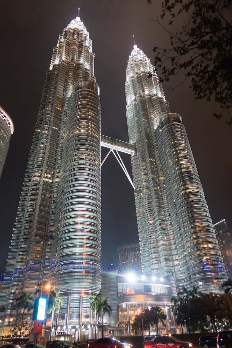 Petronas twin towers 13