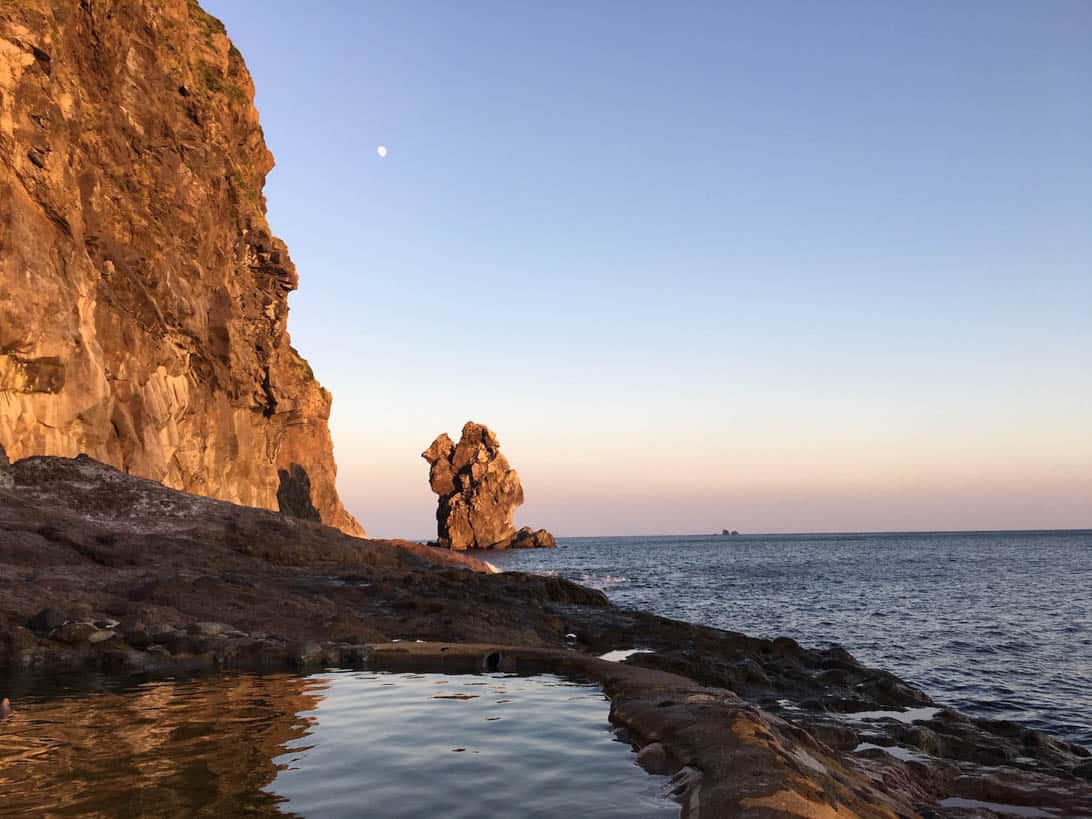 鹿児島県三島村・硫黄島の「東温泉」