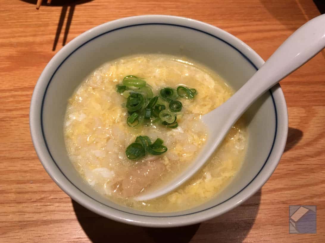 締めの雑炊も、旨味が溶け出していて最高