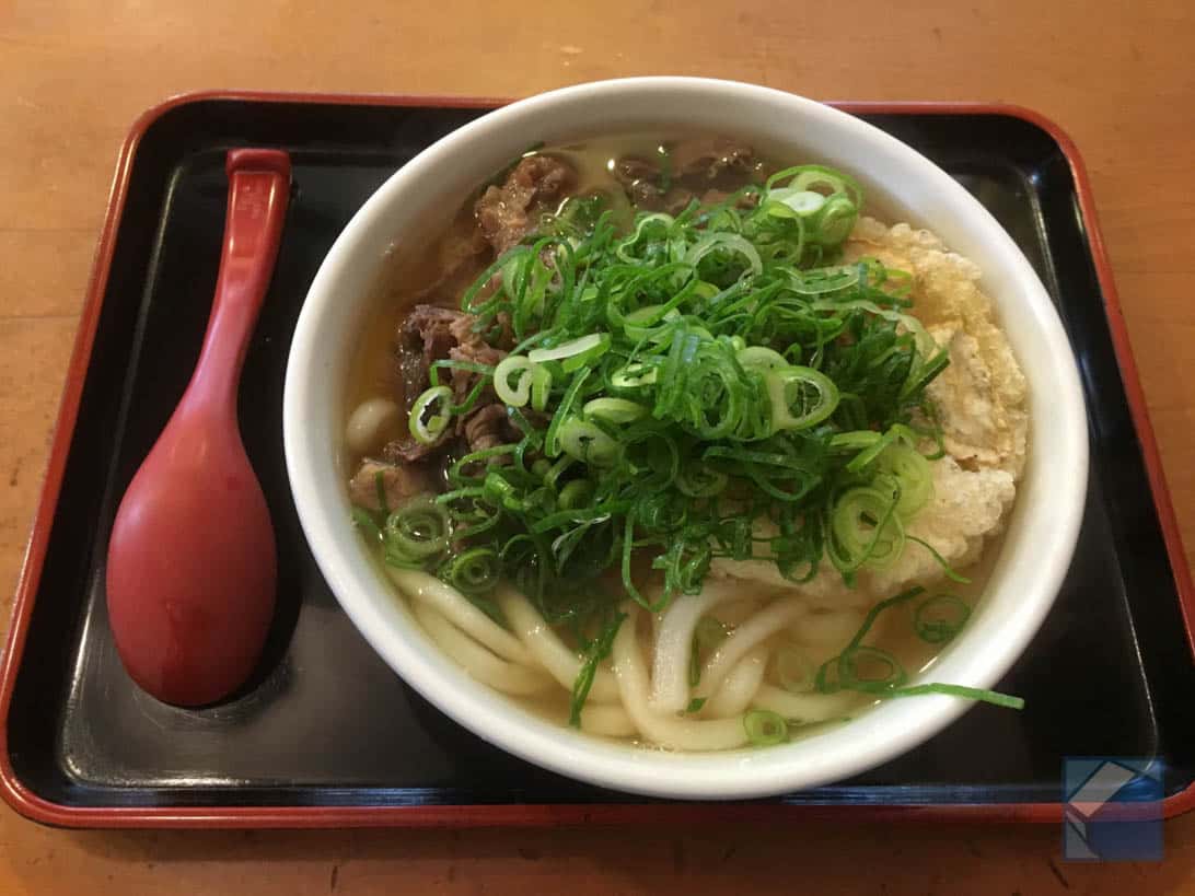 「因幡うどん」博多らしいやわ麺と風味豊かなダシ