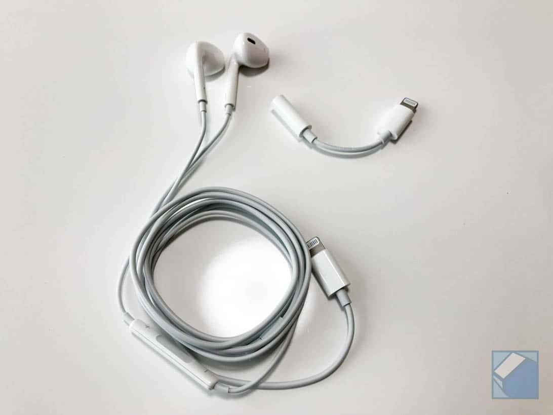 Iphone 7 lightning earpods 1