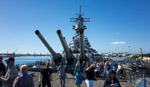 パールハーバー（真珠湾）観光ツアーで、アリゾナ記念館と戦艦ミズーリを巡る写真レポート