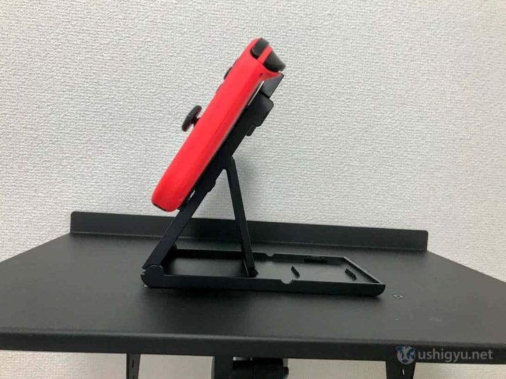 ニンテンドースイッチ用プレイスタンドの浅い角度