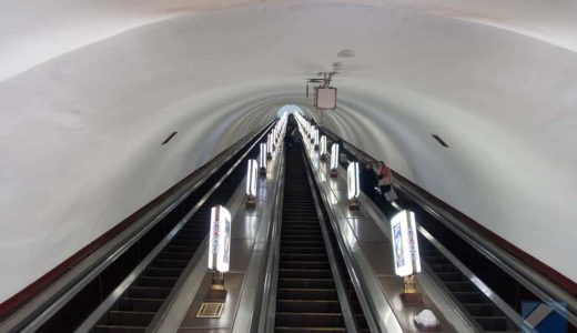 ウクライナ・キーウ（キエフ）の世界一深い地下鉄駅「アルセナーリナ駅」のエスカレーターに乗ってみた