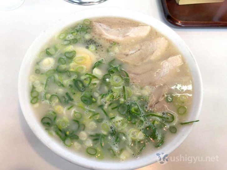 ひろせ食堂のラーメンを上から