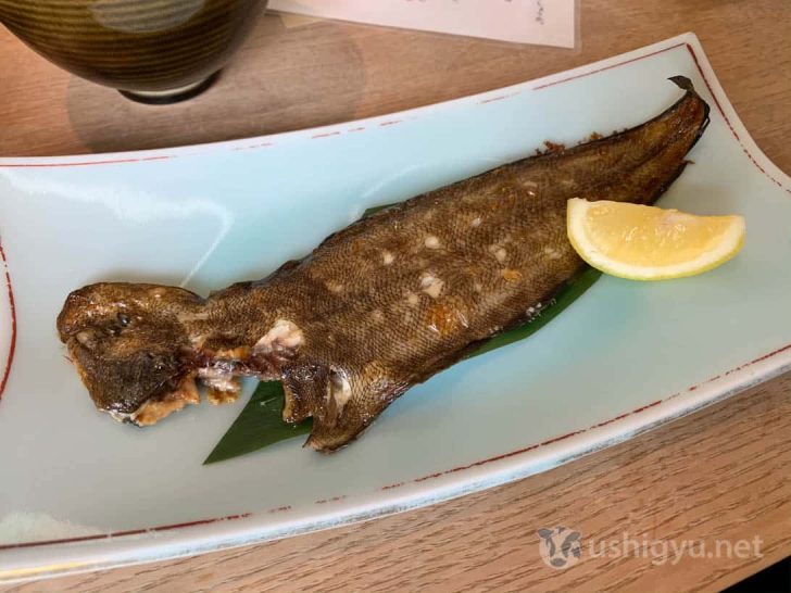 朝食の定番、焼き魚