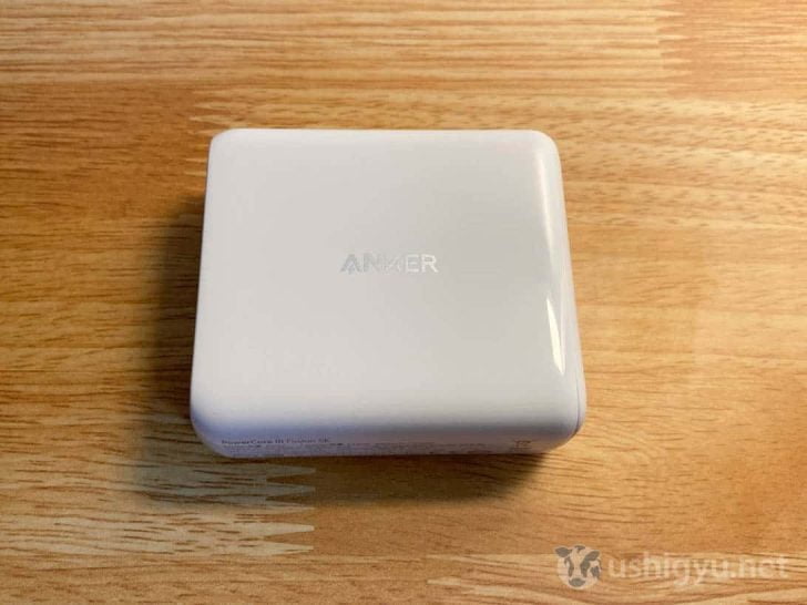 Anker PowerCore III Fusion 5000の本体