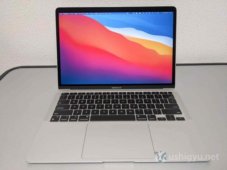 今回の新しいMacBook Air。一見するとほとんど違いはわからない