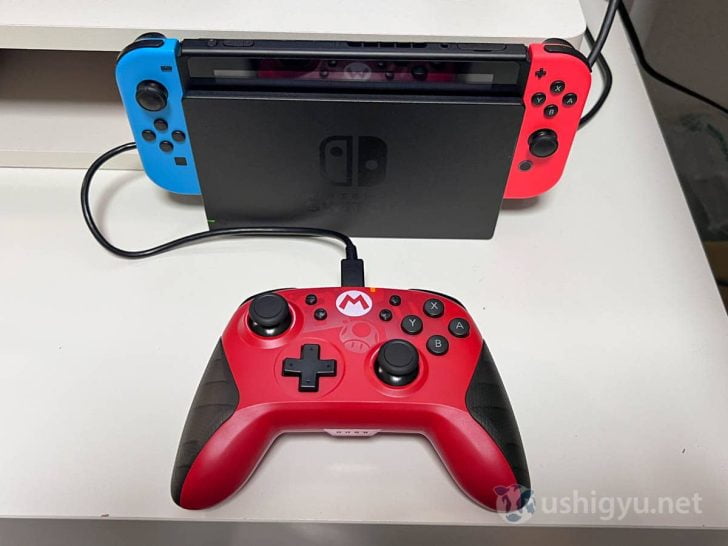 Nintendo Switch本体に付属のUSB-Cケーブルで接続し、ワイヤレスホリパッドを登録