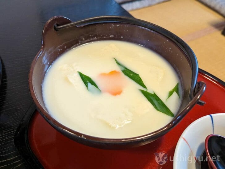 一粒茶屋 すいしゃの温泉豆腐