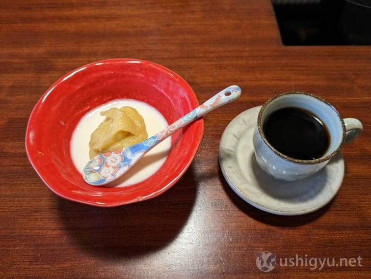 食後はコーヒー（or 紅茶）と鷹勝特製の芋じゃむ