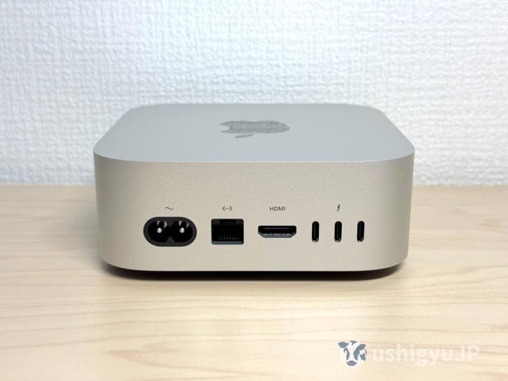 M4 Mac miniの背面インターフェース