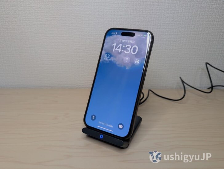 iPhoneをAnker PowerWave 10 Standで充電